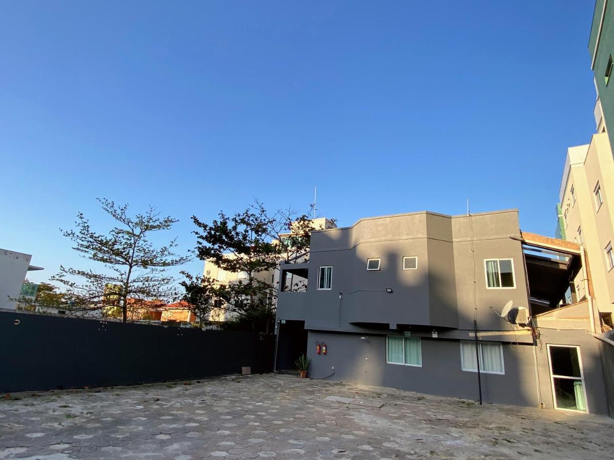 Appartamento Residencial Melfi 3 Ap 6 Bombinhas Esterno foto